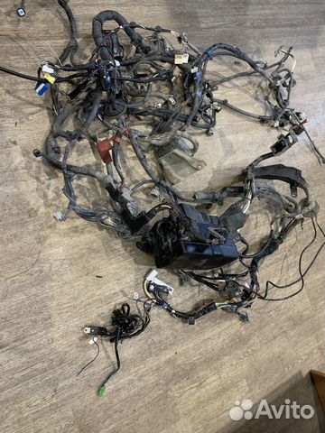 Проводка двс подкапотная Toyota Corolla 150 2007