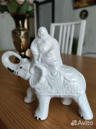 Фарфоровая статуэтка из Бразилии