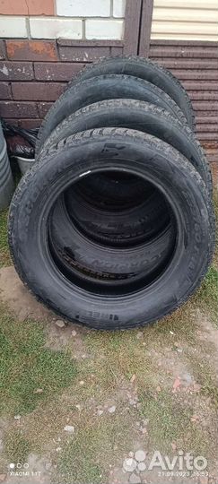 Pirelli Scorpion Ice Zero 2 235/60 R18