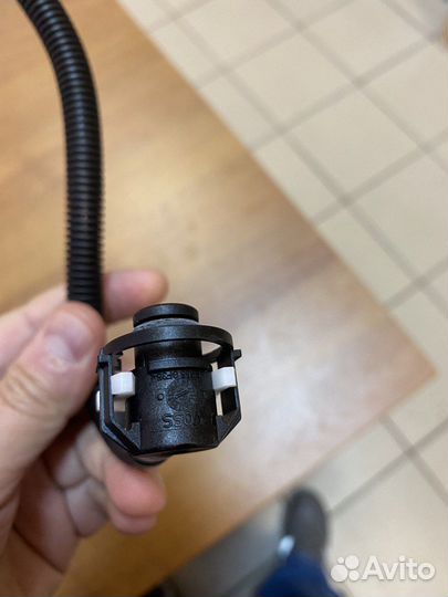 Трубка топливная A6110702032 Mercedes V-class