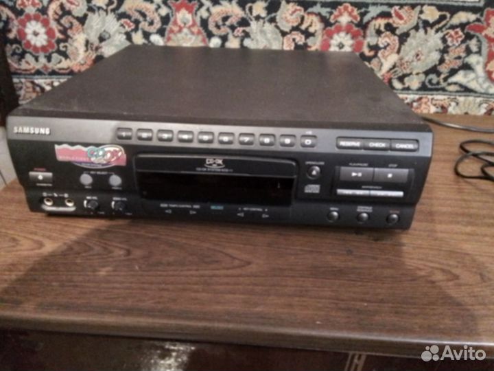 Cd проигрыватель. Караоке