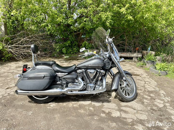 Yamaha xv1900 roadliner