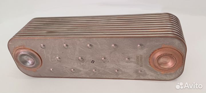 51056017176 Радиатор масляный D2066 версия NEW вер