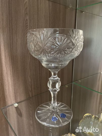 Хрустальная ваза