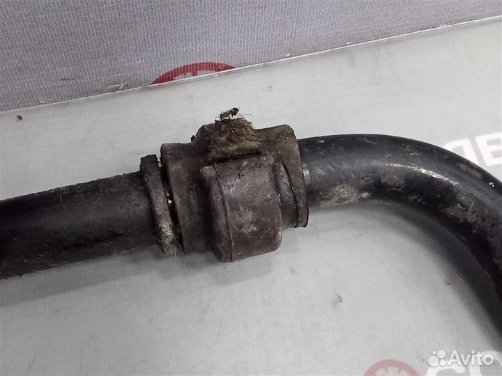 Стабилизатор передней подвески Audi A8 (4H) 2010