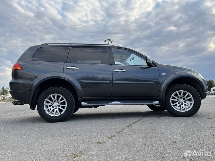 Mitsubishi Pajero Sport 2.5 AT, 2012, 195 000 км