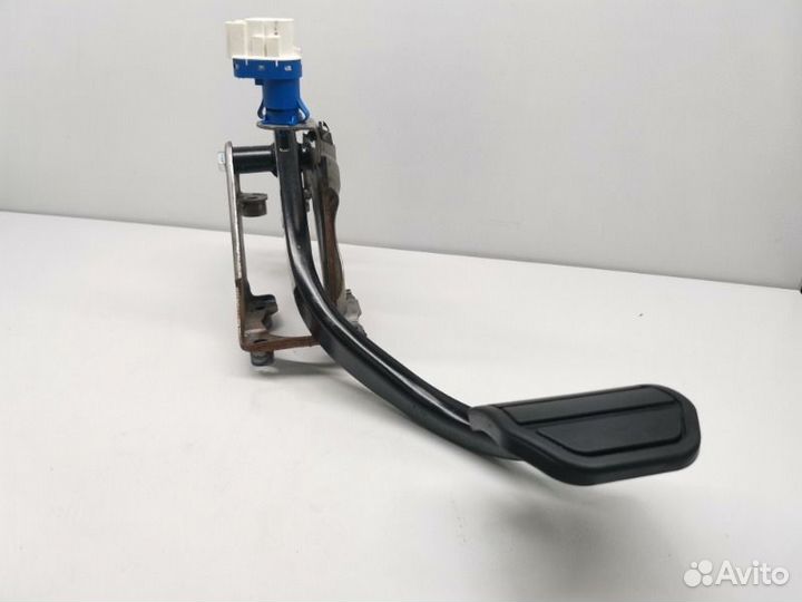 Педаль тормоза Land Rover Discovery 4 2.7 2012