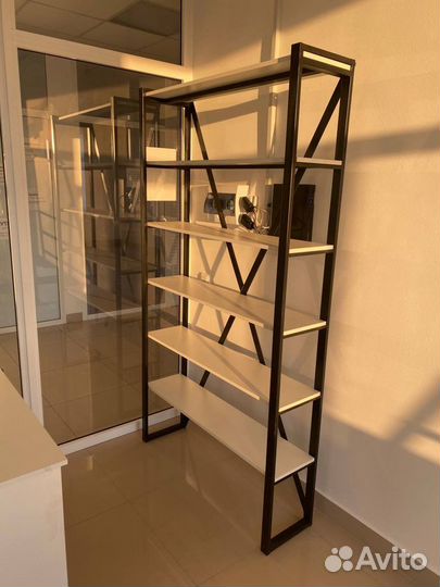 Стойка ресепшн