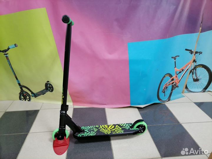 Самокат трюковой