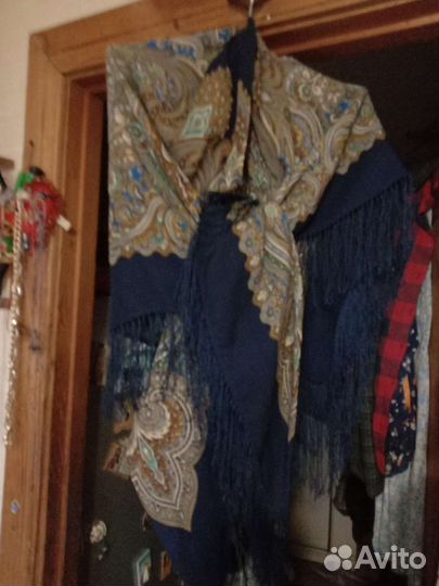 Павловопосадский платок Февраль