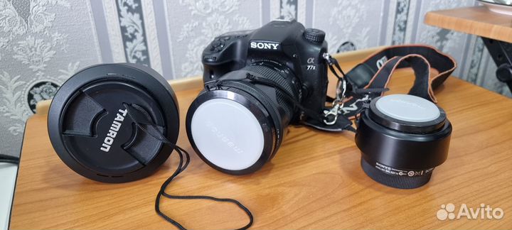 Продам фотоаппарат + 3 объектива