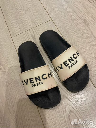 Шлепанцы Givenchy оригинал