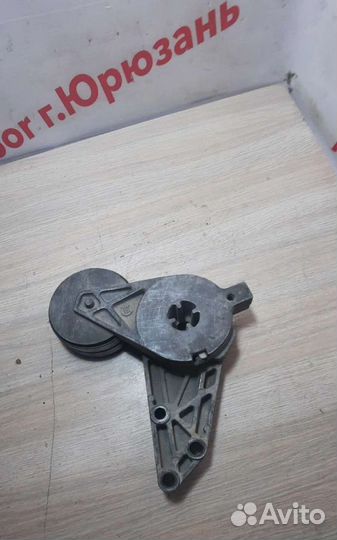 Натяжительобводного ремня AFY Volkswagen Passat B5