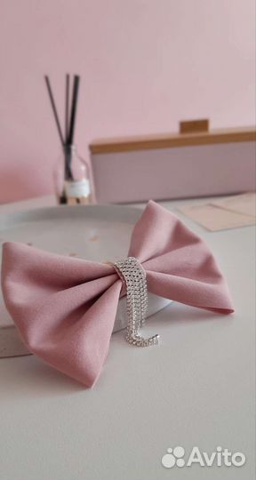 Бант на заколке