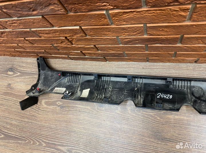 Накладка на порог левая Hyundai Creta 2021+