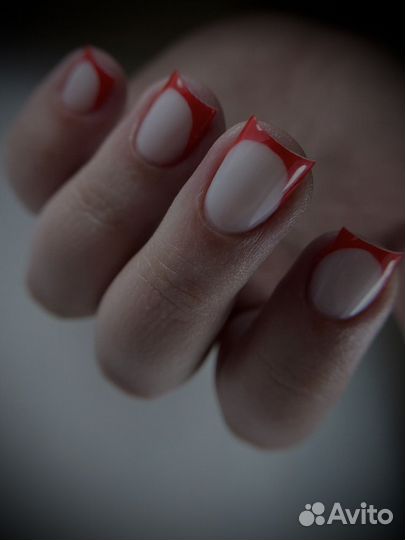 Маникюр педикюр