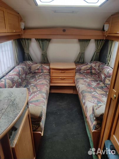 Прицеп-дача Herald Clermont, 2001