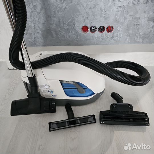 Пылесос Karcher с водяным фильтром