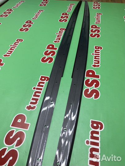 Лезвия на пороги для BMW F30 под карбон