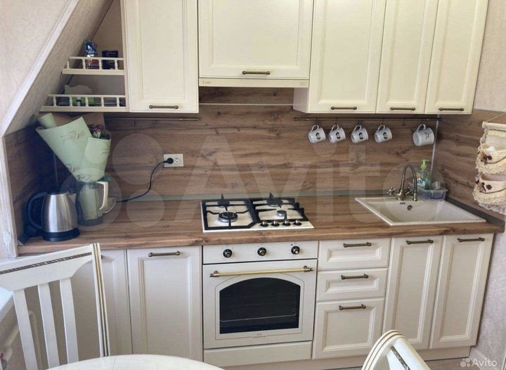 4-к. квартира, 77 м², 6/6 эт.