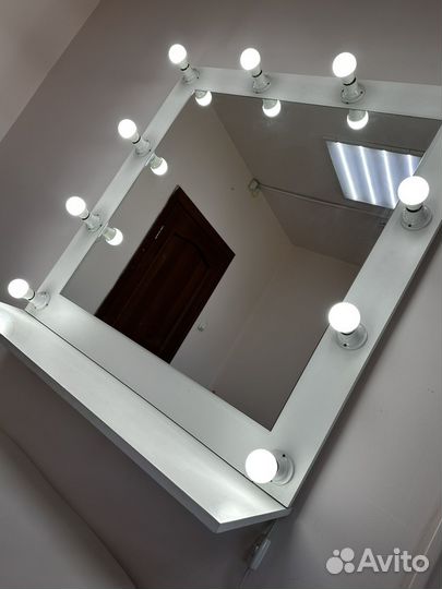 Гримерное зеркало с лампочками бу