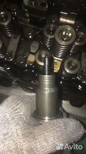 Продам форсунки volvo FH/FM/VNL/D13