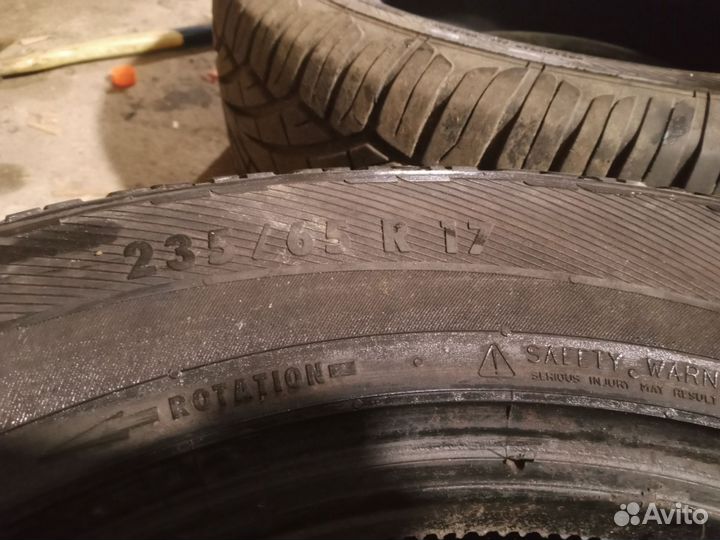 Continental ContiWinterViking 2 205/60 R16 96T