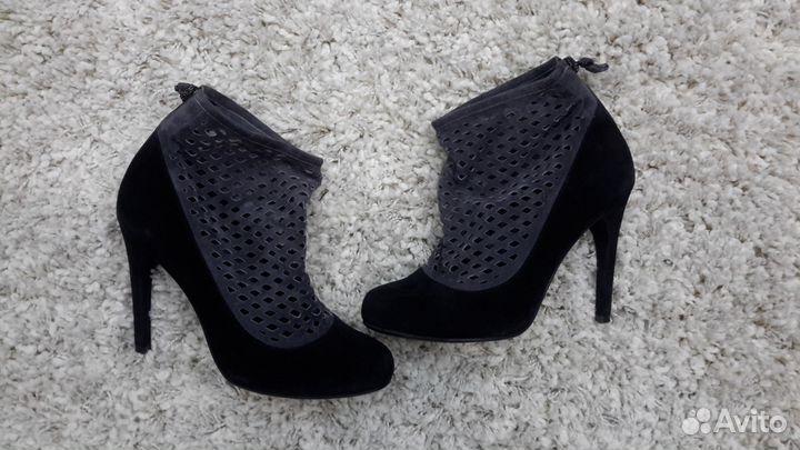 Модная обувь corsocomo