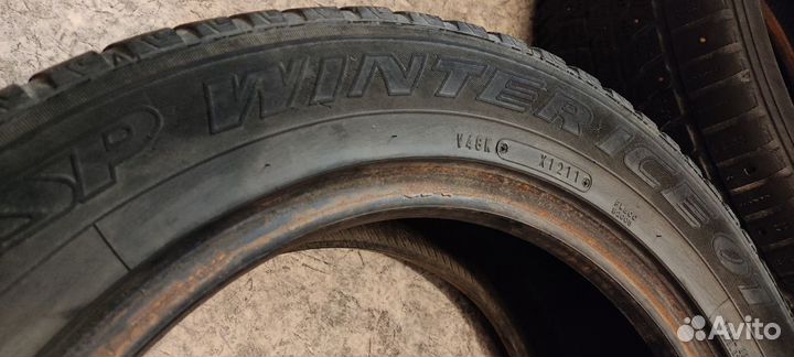 Dunlop SP Winter Ice 01 205/55 R16 94T