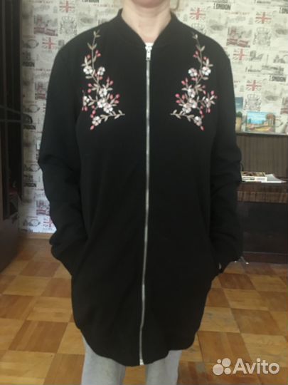 Женский бомбер