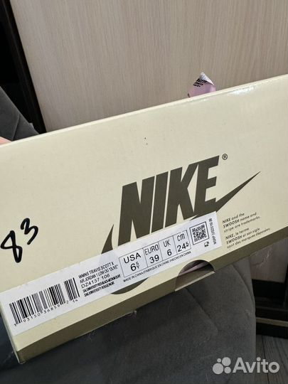 Air Jordan 1 Low x Travis Scott