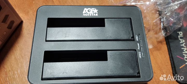 Док станция