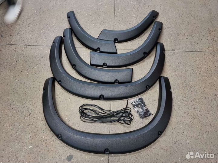 Расширители арок Chevrolet niva ваз 2123 на болтах