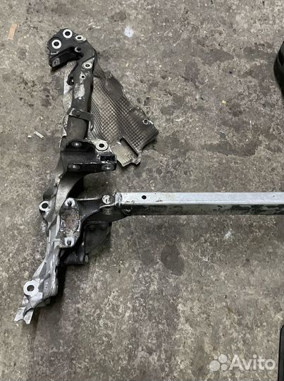 Подрамник передний Audi A4 B8, A5