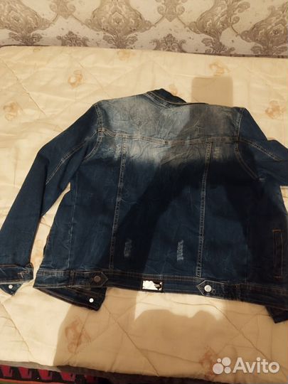 Джинсовая куртка женская