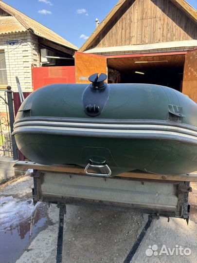 Лодка Кайман330