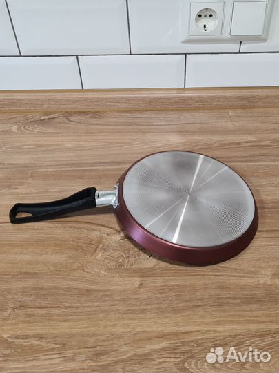 Сковорода блинная новая