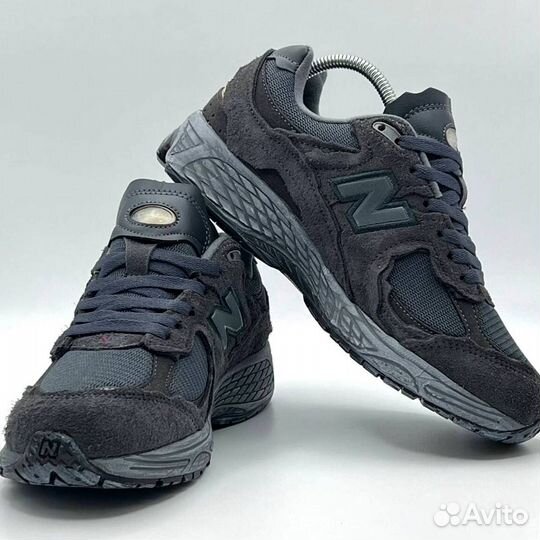 Кроссовки New Balance 2002r