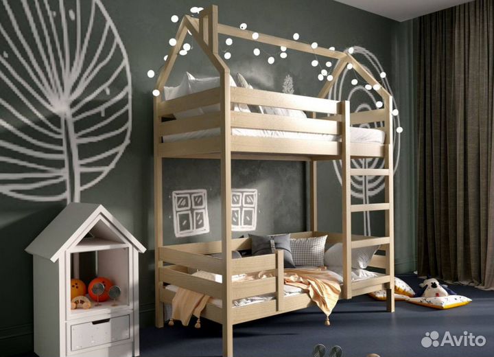 Кровать двухъярусная