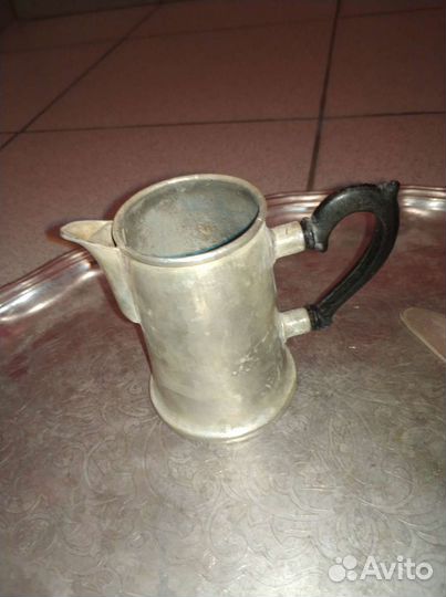 Кофейник мельхиор