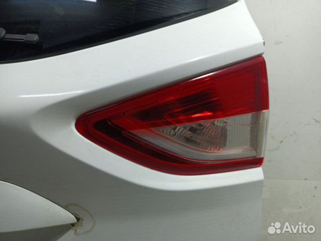 Фонарь задний внутренний правый Ford Kuga 2