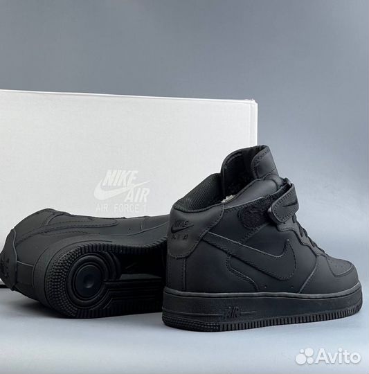 Зимние кроссовки Nike Air Force 1 С мехом