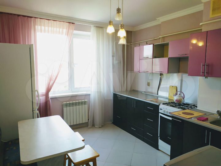 2-к. квартира, 65 м², 4/7 эт.