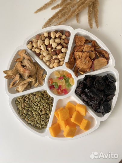 Менажница из гипса