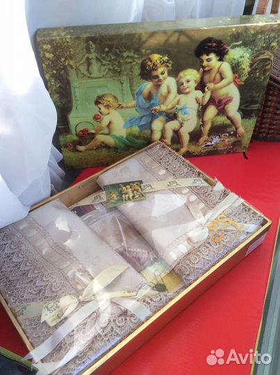 Скатерть и салфетки, подарочный набор