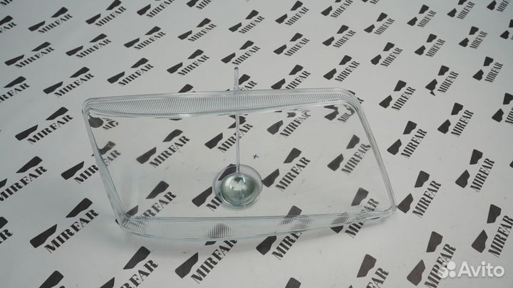 Правое стекло фары MAN TGX 2007-н.в