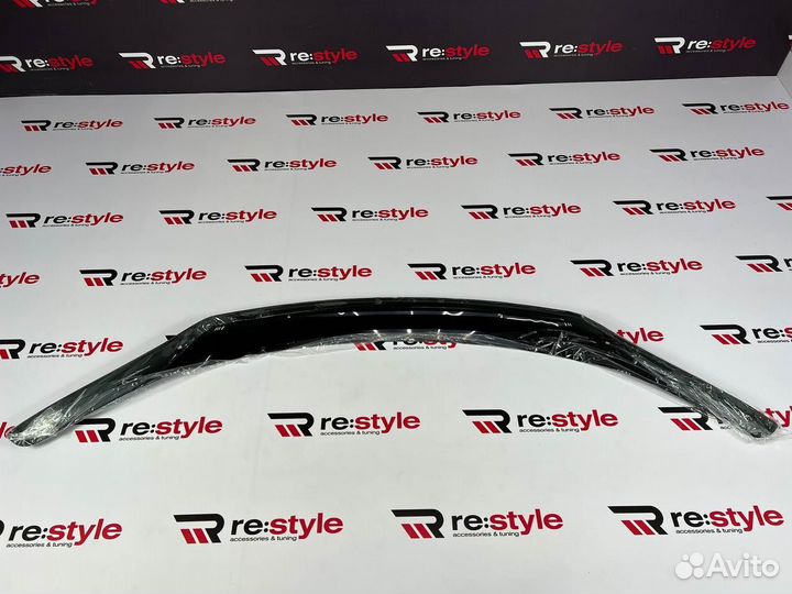 Дефлектор капота Toyota Hilux с15г Оригинал