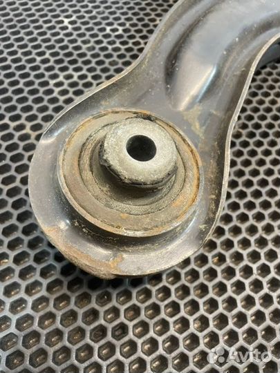 Рычаг подвески нижний передний левый Mercedes Vito