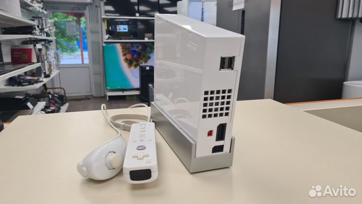 Игровая приставка Nintendo WII (влш)