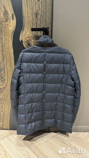 Зимняя куртка